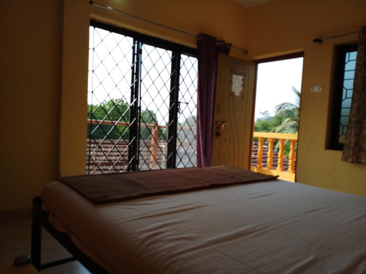 Prima Guest House 阿姆波尔 外观 照片